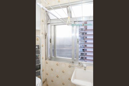 Apartamento à venda com 62m², 2 quartos e sem vaga Apartamento à venda com 62m², 2 quartos e sem vagaCozinha e Área de Serviço