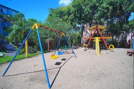 Apartamento para alugar com 49m², 2 quartos e 1 vaga Apartamento para alugar com 49m², 2 quartos e 1 vagaÁrea comum - Playground