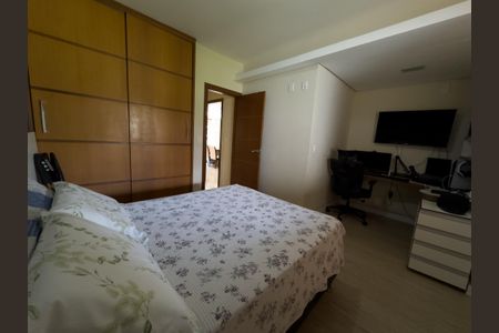 Casa à venda com 1000m², 4 quartos e 8 vagasQuarto 4