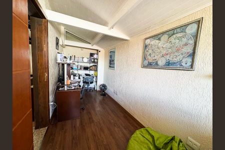 Casa à venda com 1000m², 4 quartos e 8 vagasQuarto 3