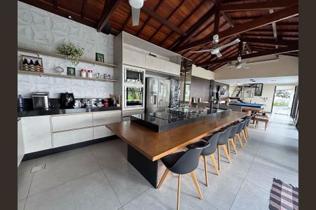 Casa à venda com 1000m², 4 quartos e 8 vagasÁrea comum