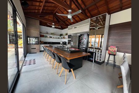 Casa à venda com 1000m², 4 quartos e 8 vagasSalão de Festas