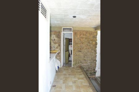 Casa à venda com 700m², 4 quartos e 2 vagas Casa à venda com 700m², 4 quartos e 2 vagasÁrea comum