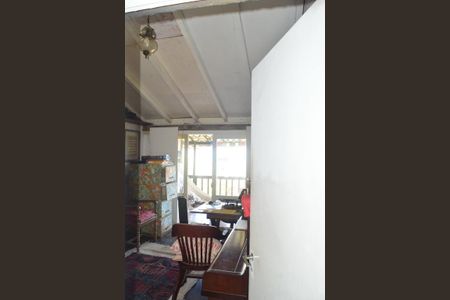 Casa à venda com 700m², 4 quartos e 2 vagas Casa à venda com 700m², 4 quartos e 2 vagasQuarto 2