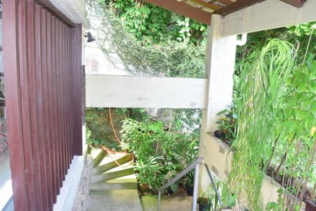 Casa à venda com 700m², 4 quartos e 2 vagas Casa à venda com 700m², 4 quartos e 2 vagasVaranda da Sala