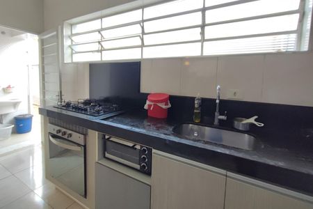 Casa à venda com 165m², 3 quartos e 4 vagasCozinha