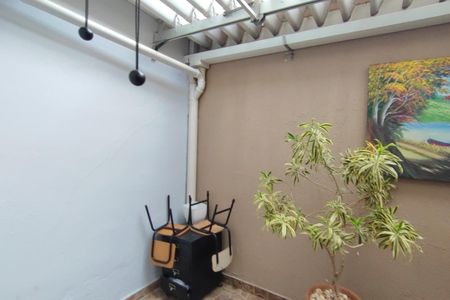 Casa à venda com 165m², 3 quartos e 4 vagasÁrea de Luz