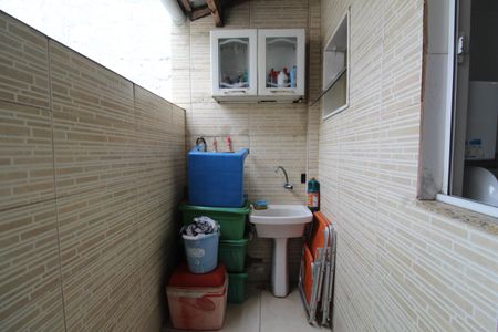 Casa de condomínio à venda com 112m², 3 quartos e 1 vagaÁrea de serviço