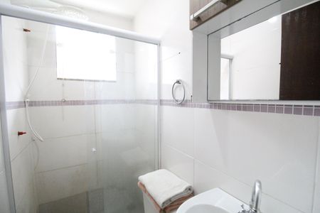 Casa de condomínio à venda com 112m², 3 quartos e 1 vagaBanheiro da suíte