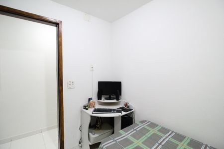 Casa de condomínio à venda com 112m², 3 quartos e 1 vagaQuarto 2