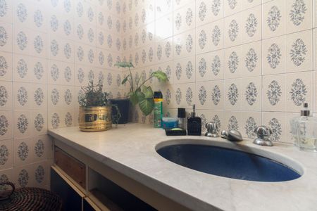 Apartamento à venda com 205m², 4 quartos e 2 vagasBanheiro Suíte