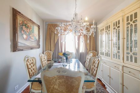 Apartamento à venda com 205m², 4 quartos e 2 vagasSala