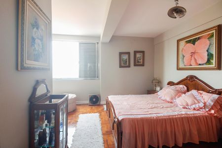 Apartamento à venda com 205m², 4 quartos e 2 vagasSuíte