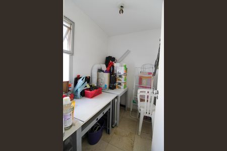 Apartamento à venda com 115m², 3 quartos e 2 vagas Apartamento à venda com 115m², 3 quartos e 2 vagasQuarto de Serviço