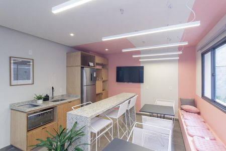 Studio à venda com 26m², 1 quarto e sem vagaÁrea comum - Salão de festas