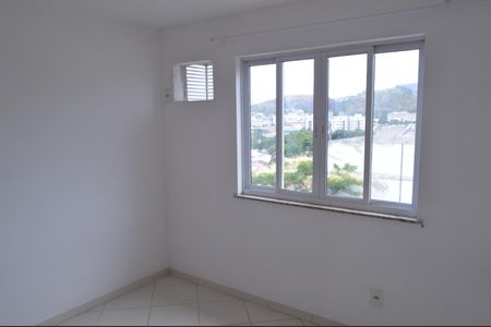 Casa de condomínio à venda com 120m², 4 quartos e 2 vagas Casa de condomínio à venda com 120m², 4 quartos e 2 vagasQuarto 2