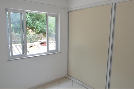 Casa de condomínio à venda com 120m², 4 quartos e 2 vagas Casa de condomínio à venda com 120m², 4 quartos e 2 vagasQuarto 1