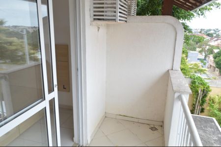 Casa de condomínio à venda com 120m², 4 quartos e 2 vagas Casa de condomínio à venda com 120m², 4 quartos e 2 vagasVaranda da suíte