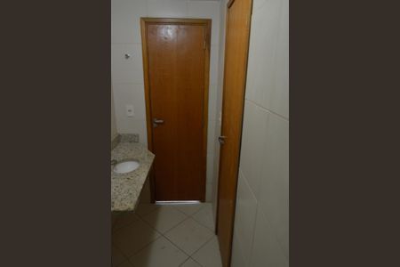 Casa de condomínio à venda com 120m², 4 quartos e 2 vagas Casa de condomínio à venda com 120m², 4 quartos e 2 vagasBanheiro