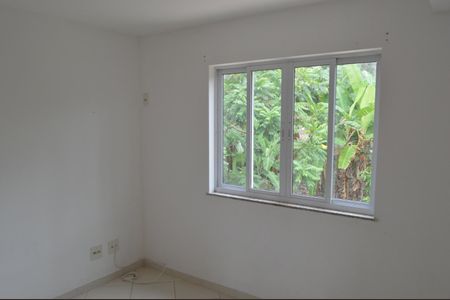 Casa de condomínio à venda com 120m², 4 quartos e 2 vagas Casa de condomínio à venda com 120m², 4 quartos e 2 vagasQuarto 3