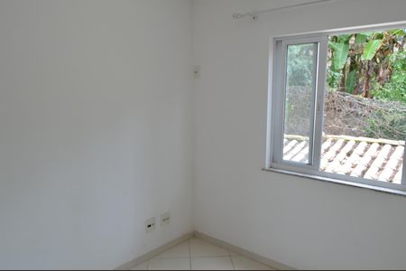 Casa de condomínio à venda com 120m², 4 quartos e 2 vagas Casa de condomínio à venda com 120m², 4 quartos e 2 vagasQuarto 1