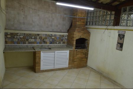 Casa de condomínio à venda com 120m², 4 quartos e 2 vagas Casa de condomínio à venda com 120m², 4 quartos e 2 vagasÁrea Gourmet