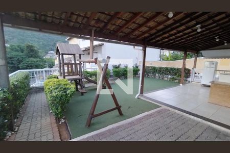 Casa de condomínio à venda com 120m², 4 quartos e 2 vagas Casa de condomínio à venda com 120m², 4 quartos e 2 vagasÁrea comum - Playground