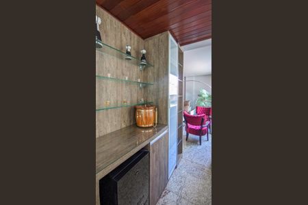 Apartamento à venda com 187m², 3 quartos e 2 vagasSala