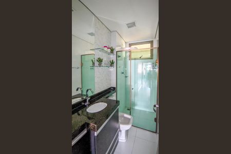 Apartamento à venda com 187m², 3 quartos e 2 vagasBanheiro 