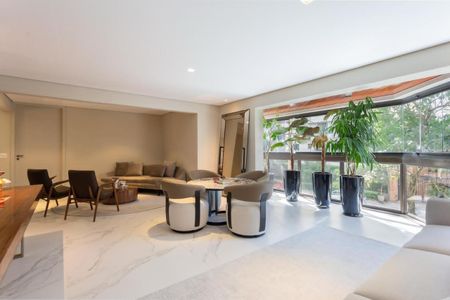 Apartamento à venda com 159m², 2 quartos e 2 vagas