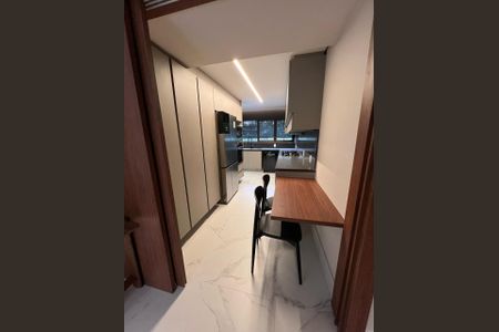 Apartamento à venda com 159m², 2 quartos e 2 vagas