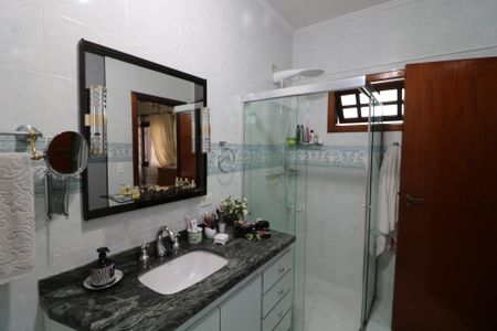 Casa à venda com 296m², 3 quartos e 5 vagasBanheiro da Suíte