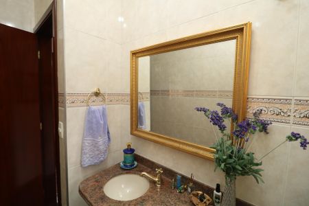 Casa à venda com 296m², 3 quartos e 5 vagasLavabo