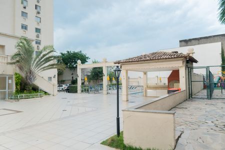 Apartamento à venda com 68m², 3 quartos e 1 vaga Apartamento à venda com 68m², 3 quartos e 1 vagaFachada