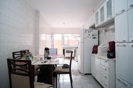 Casa à venda com 87m², 2 quartos e 2 vagasCozinha