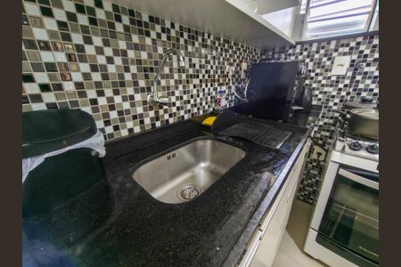 Apartamento à venda com 65m², 2 quartos e 1 vaga Apartamento à venda com 65m², 2 quartos e 1 vagaCozinha