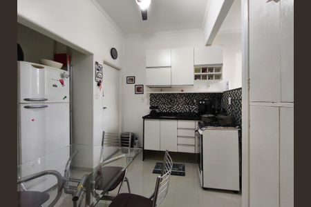 Apartamento à venda com 65m², 2 quartos e 1 vaga Apartamento à venda com 65m², 2 quartos e 1 vagaCozinha
