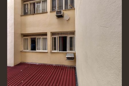 Apartamento à venda com 65m², 2 quartos e 1 vaga Apartamento à venda com 65m², 2 quartos e 1 vagaVista da Sala