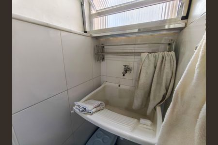 Apartamento à venda com 65m², 2 quartos e 1 vaga Apartamento à venda com 65m², 2 quartos e 1 vagaÁrea de Serviço