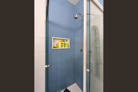 Apartamento à venda com 65m², 2 quartos e 1 vaga Apartamento à venda com 65m², 2 quartos e 1 vagaBanheiro