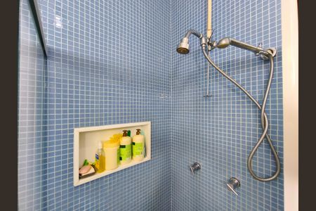 Apartamento à venda com 65m², 2 quartos e 1 vaga Apartamento à venda com 65m², 2 quartos e 1 vagaBanheiro