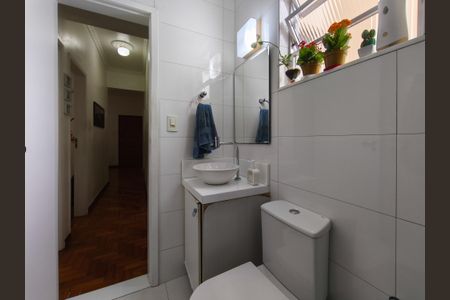 Apartamento à venda com 65m², 2 quartos e 1 vaga Apartamento à venda com 65m², 2 quartos e 1 vagaBanheiro