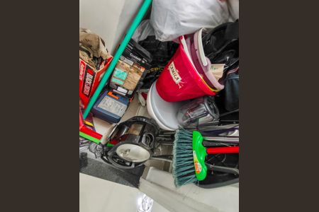 Apartamento à venda com 65m², 2 quartos e 1 vaga Apartamento à venda com 65m², 2 quartos e 1 vagaBanheiro de serviço