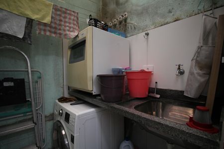 Casa de condomínio à venda com 84m², 2 quartos e 2 vagasÁrea de Serviço