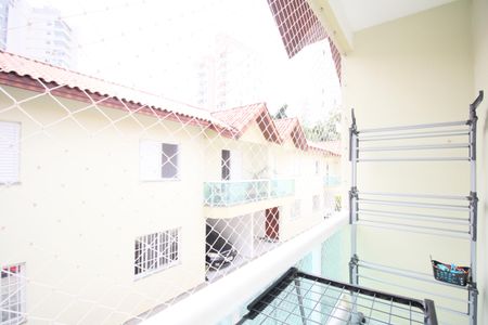 Casa de condomínio à venda com 84m², 2 quartos e 2 vagasVaranda suíte
