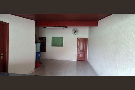 Apartamento à venda com 145m², 2 quartos e 2 vagasCobertura