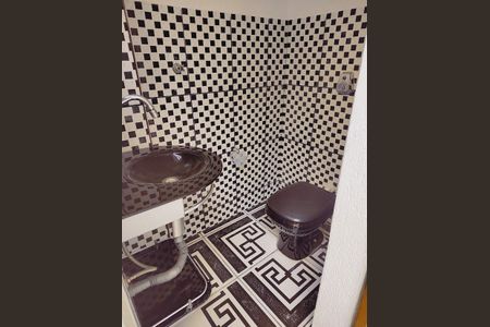 Casa à venda com 155m², 3 quartos e 3 vagasBanheiro