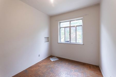 Apartamento à venda com 98m², 3 quartos e 1 vagaQuarto 2