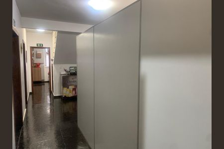 Casa à venda com 168m², 7 quartos e 2 vagasSala com divisória
