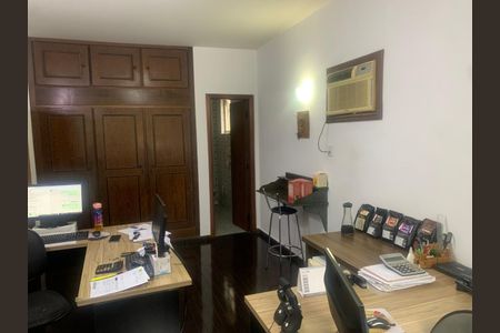 Casa à venda com 168m², 7 quartos e 2 vagasSetimo quarto - segundo nivel